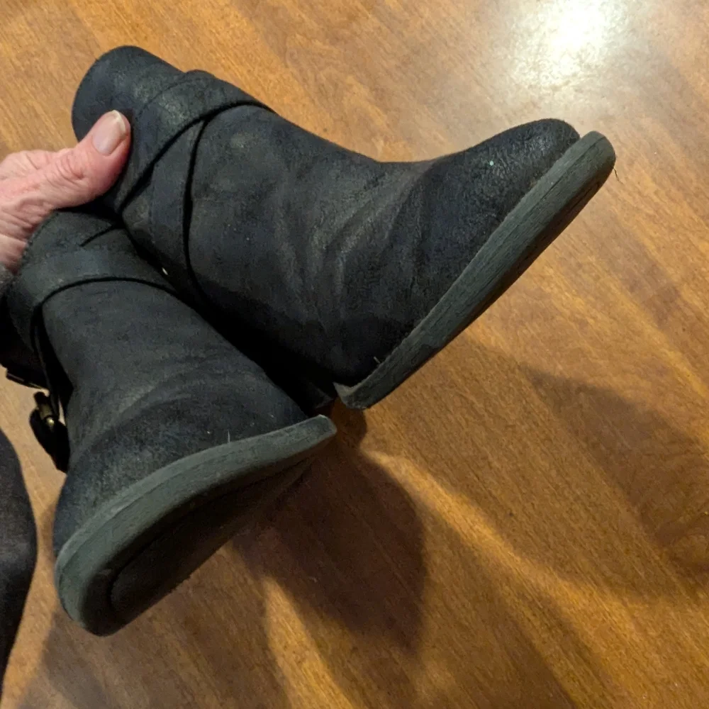 Black Ankle Boots with Chunky Heel and Gold‎ Buckles